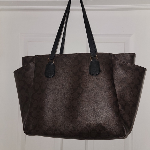 Purse - Picture 2 of 5